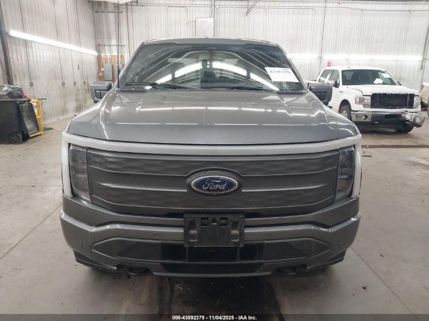 2023 Ford F-150 Lightning Lariat VIN: 1FTVW1EL2PWG18330 Lot: 43592379