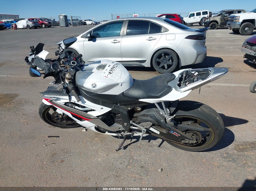 2008 Yamaha Yzfr6 VIN: JYARJ16E58A002082 Lot: 43592393