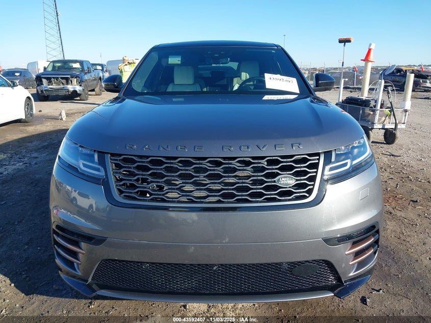 2018 Land Rover Range Rover Velar P380 First Edition/P380 Hse R-Dynamic VIN: SALYM2RV0JA703412 Lot: 43592407