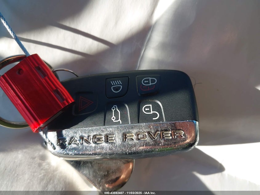 2018 Land Rover Range Rover Velar P380 First Edition/P380 Hse R-Dynamic VIN: SALYM2RV0JA703412 Lot: 43592407