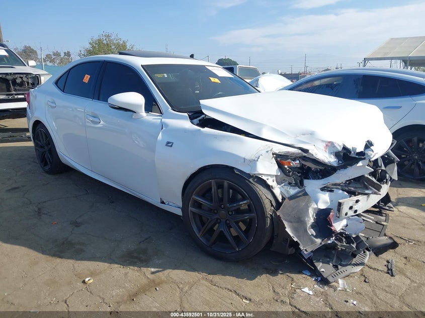 LEXUS IS 200T IS 200T