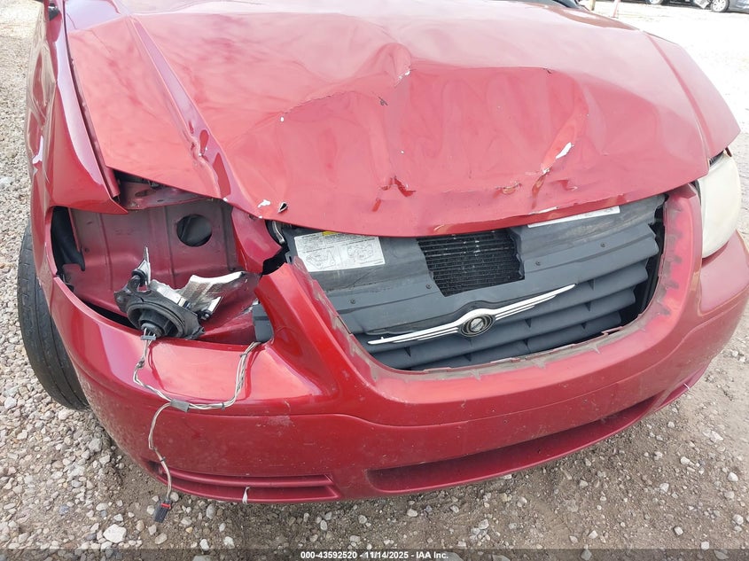 2006 Chrysler Town & Country VIN: 1A4GP45R86B760614 Lot: 43592520