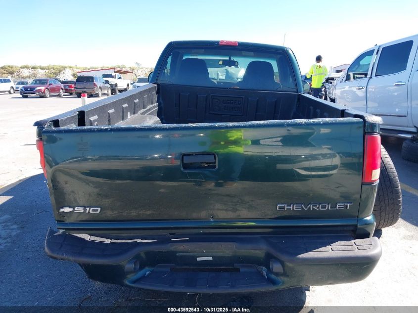 2002 Chevrolet S-10 Ls VIN: 1GCCS145628101373 Lot: 43592543