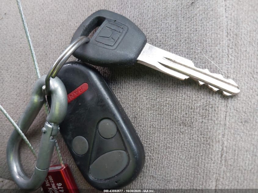 2000 Honda Accord 2.3 Se VIN: JHMCG5675YC025172 Lot: 43592577