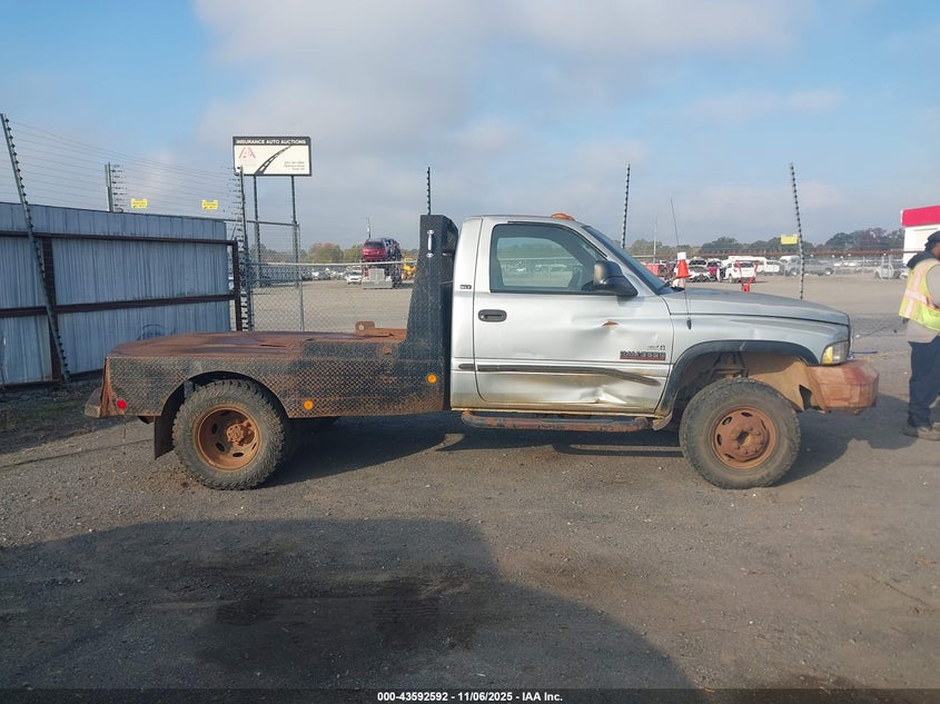 2001 Dodge Ram 3500 St VIN: 3B6MF367X1M547608 Lot: 43592592