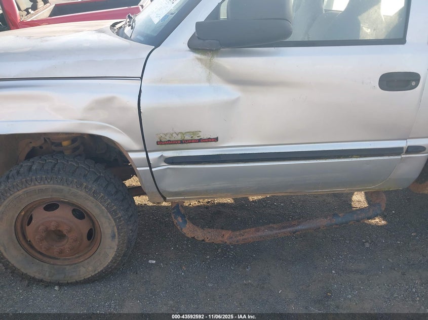 2001 Dodge Ram 3500 St VIN: 3B6MF367X1M547608 Lot: 43592592