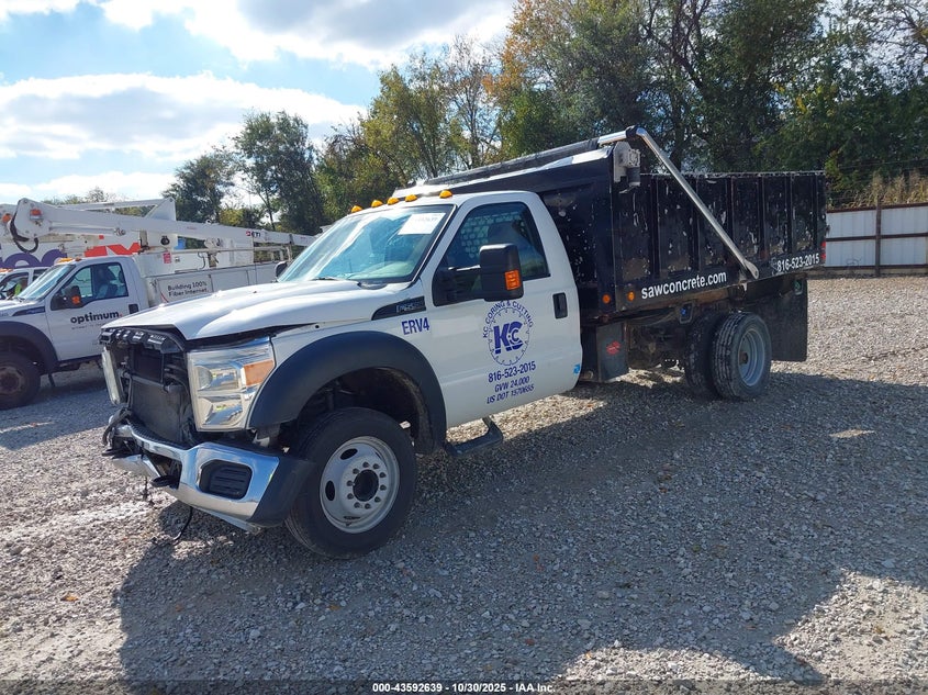 1FDUF5GT2GEA32535 2016 FORD F550 photo no. 2