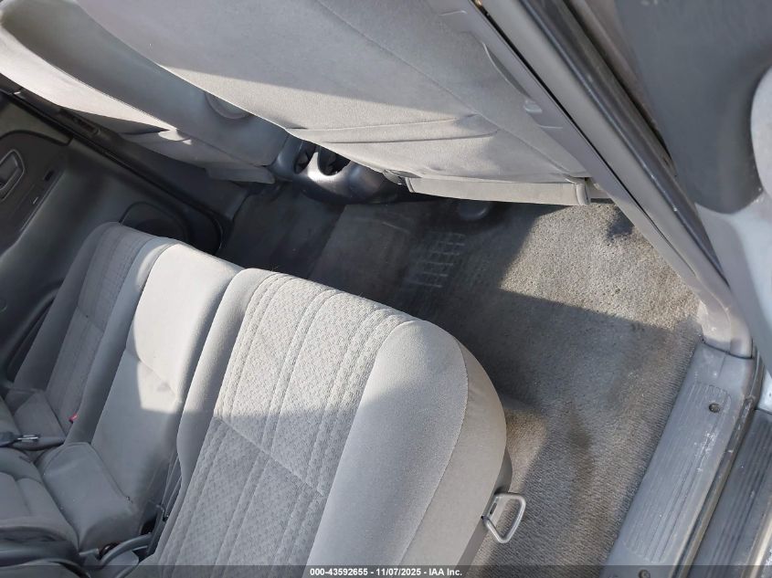 2004 Toyota Tundra Sr5 V8 VIN: 5TBDT44154S451648 Lot: 43592655