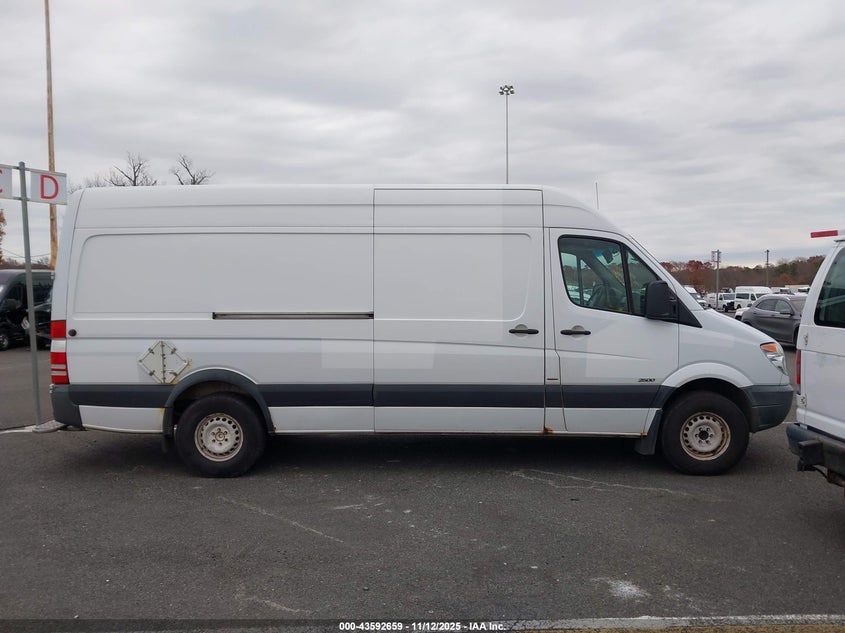 2011 Mercedes-Benz Sprinter 2500 High Roof VIN: WD3PE8CB3B5609644 Lot: 43592659