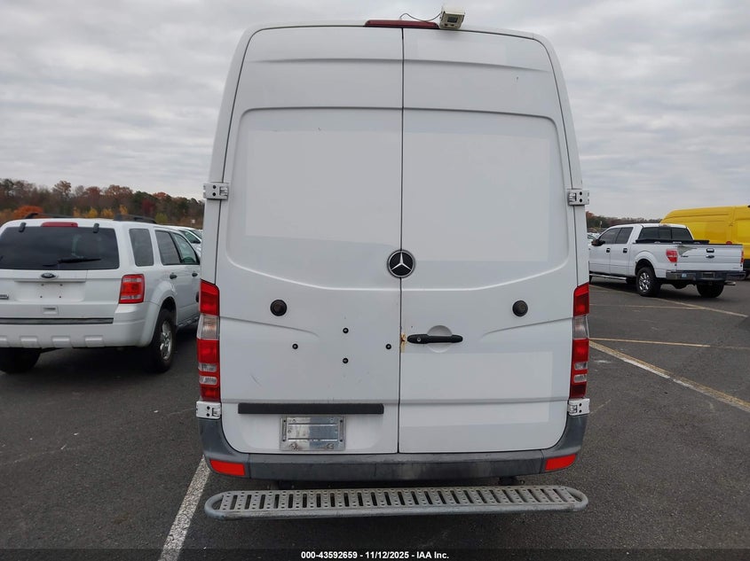 2011 Mercedes-Benz Sprinter 2500 High Roof VIN: WD3PE8CB3B5609644 Lot: 43592659