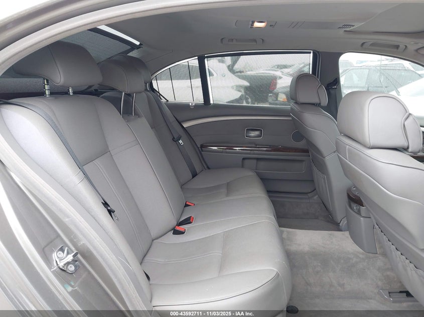 2007 BMW 750Li VIN: WBAHN83577DT71618 Lot: 43592711