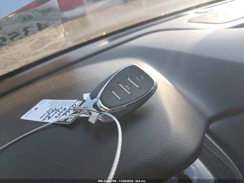 2019 CHEVROLET TRAVERSE 3LT - 1GNEVHKW2KJ273162