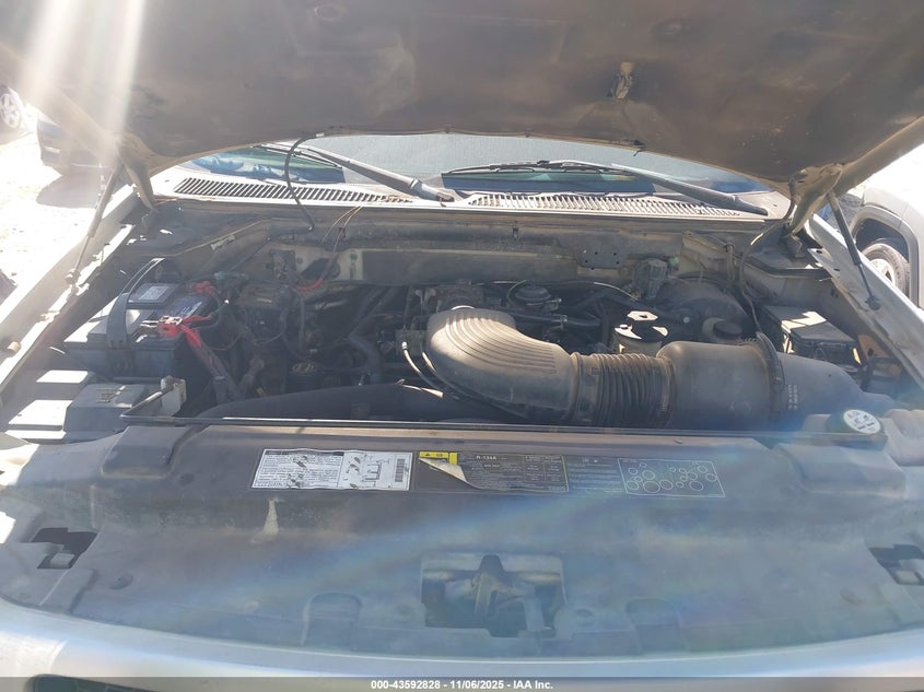 2002 Ford F-150 Lariat/Xl/Xlt VIN: 1FTRX18L42NA92842 Lot: 43592828