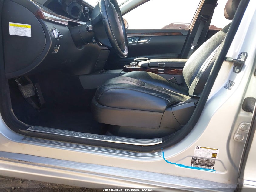 2007 Mercedes-Benz S 550 VIN: WDDNG71X17A081039 Lot: 43592832