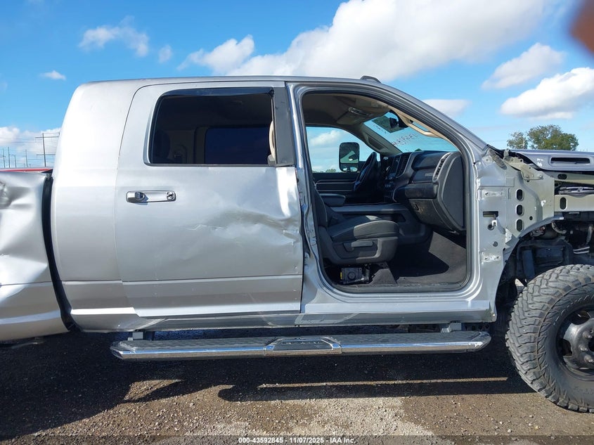 2020 Ram 3500 Big Horn 4X4 6'4 Box VIN: 3C63RRLL6LG301974 Lot: 43592845