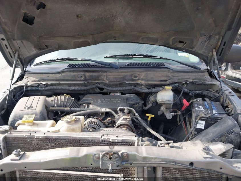 2007 Dodge Ram 1500 Slt/Trx4 Off Road/Sport VIN: 1D7HU18207J568035 Lot: 43592898