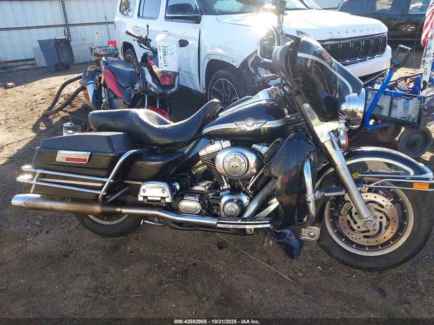 2003 Harley-Davidson Flhtcui VIN: 1HD1FCW193Y602386 Lot: 43592905