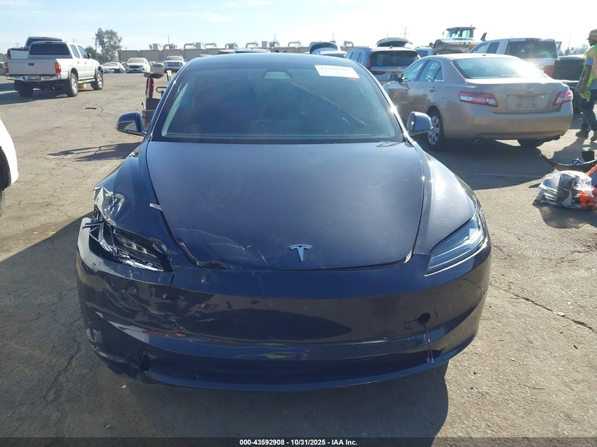 2025 Tesla Model 3 Long Range Rear-Wheel Drive/Standard VIN: 5YJ3E1EA8SF941416 Lot: 43592908