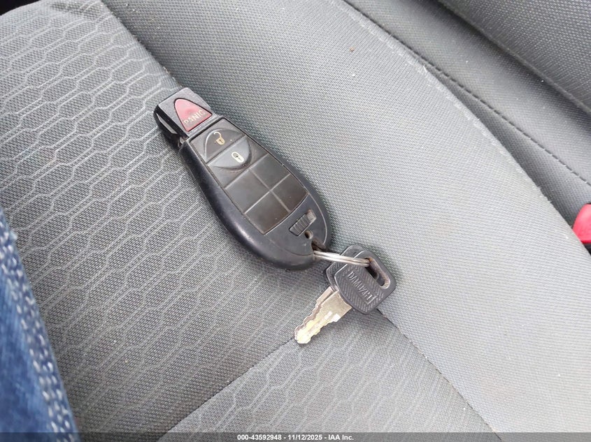 2017 Ram 3500 Tradesman 4X4 8' Box VIN: 3C63RRGL8HG507511 Lot: 43592948