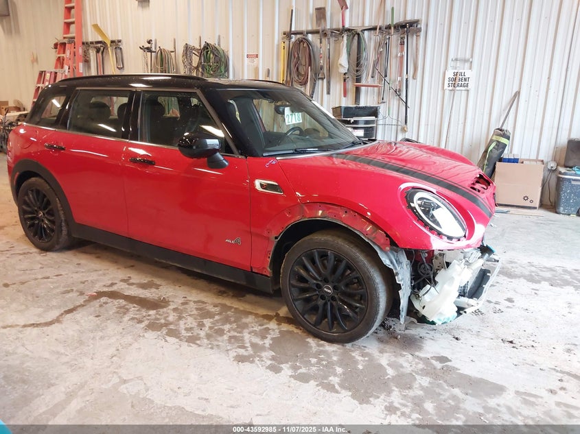 2022 MINI CLUBMAN COOPER S - WMWXJ1C07N2R41841
