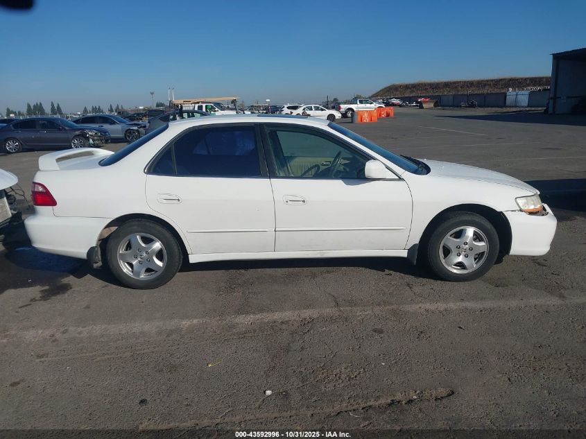 2000 Honda Accord 3.0 Ex VIN: 1HGCG1655YA049056 Lot: 43592996