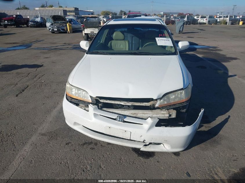 2000 Honda Accord 3.0 Ex VIN: 1HGCG1655YA049056 Lot: 43592996