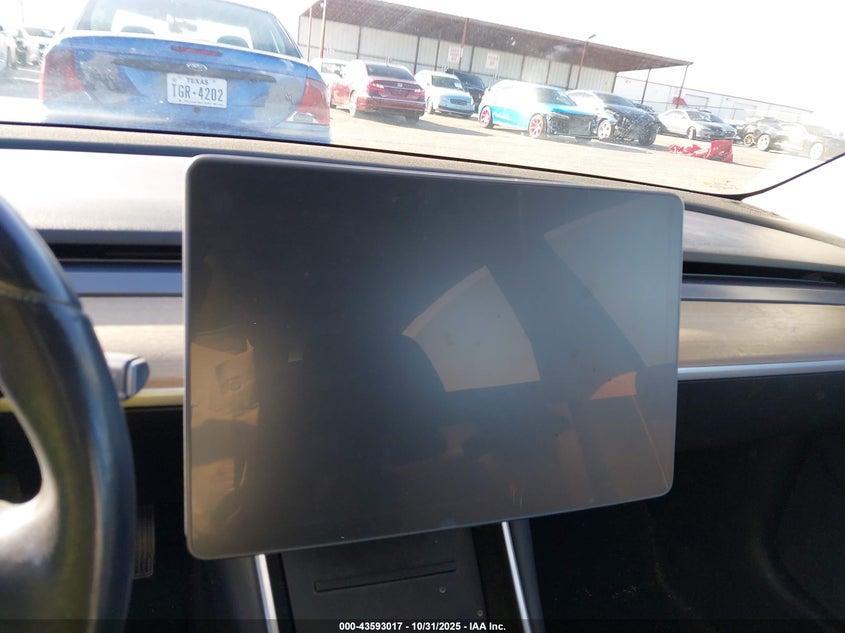 2018 Tesla Model 3 Long Range/Mid Range VIN: 5YJ3E1EA1JF125016 Lot: 43593017