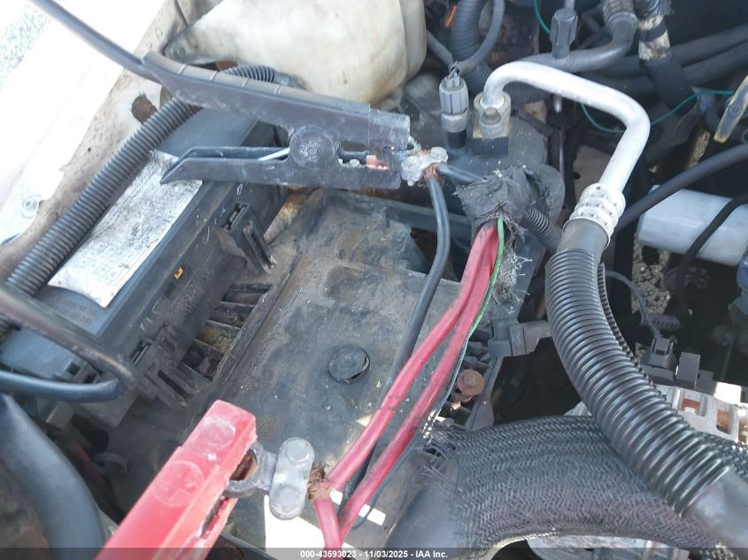 2000 Jeep Grand Cherokee Laredo VIN: 1J4GW48S4YC286840 Lot: 43593023