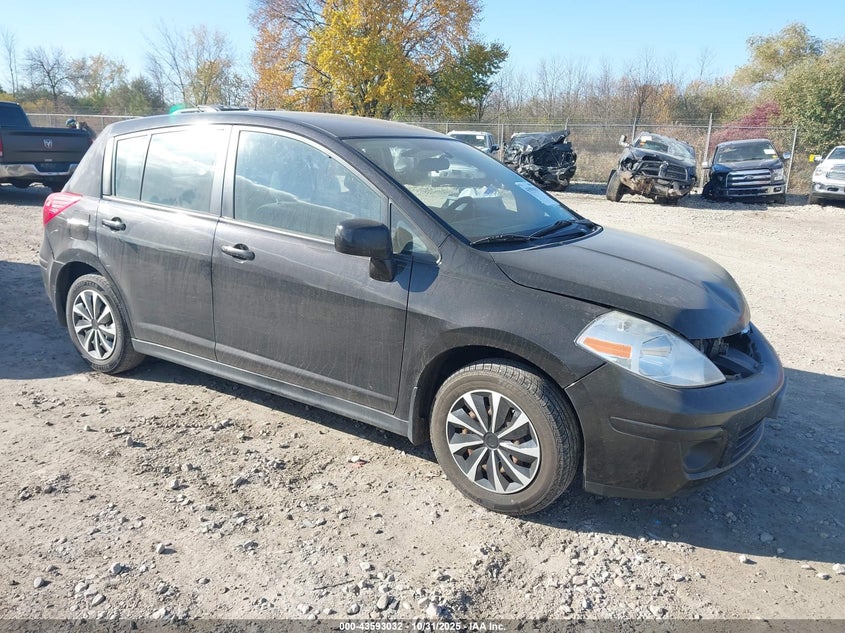 NISSAN VERSA 1.8 S