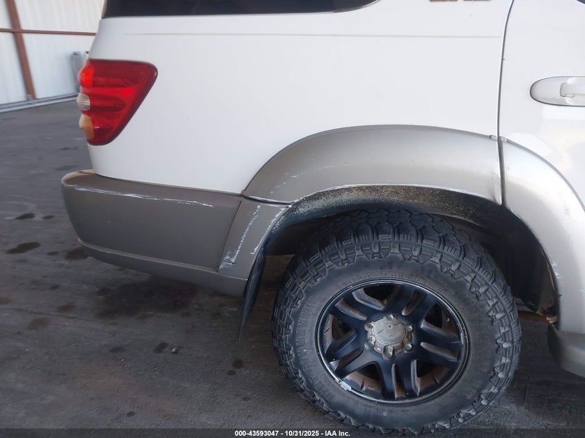 2003 Toyota Sequoia Sr5 V8 VIN: 5TDBT44A83S183515 Lot: 43593047