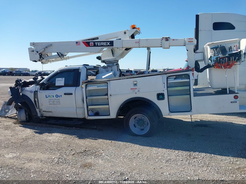 2024 Ford F-550 Chassis Xl VIN: 1FDUF5HTXRDA39255 Lot: 43593113