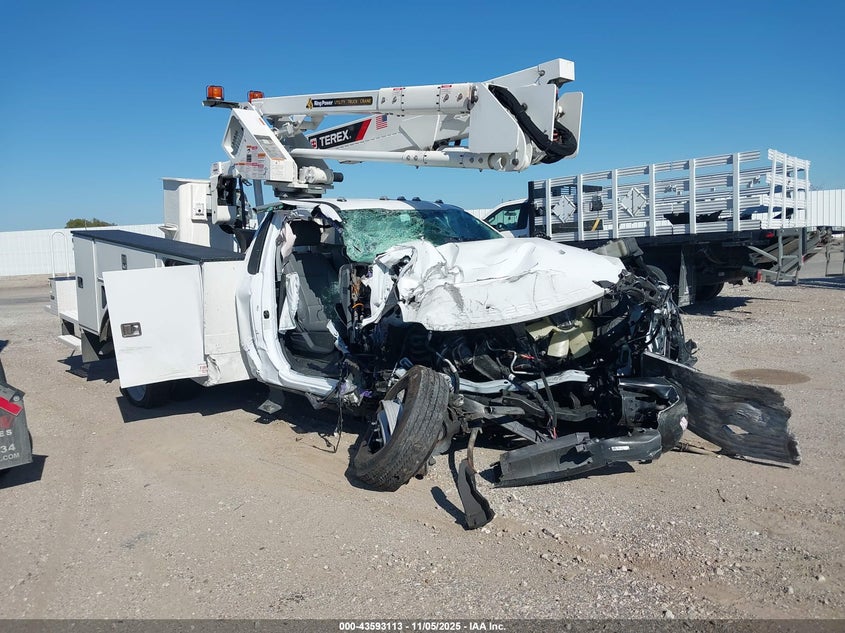 1FDUF5HTXRDA39255 2024 FORD F550 photo no. 4