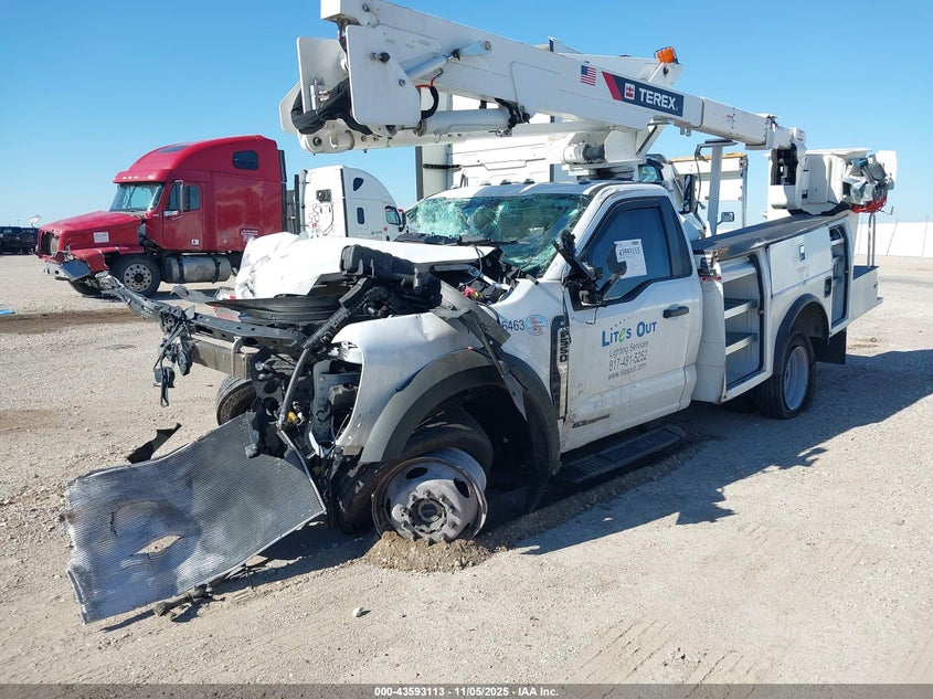 1FDUF5HTXRDA39255 2024 FORD F550 photo no. 2