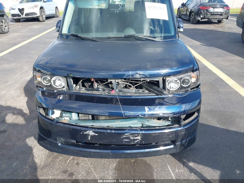 JTLKT324754010398 2005 SCION XB photo no. 6