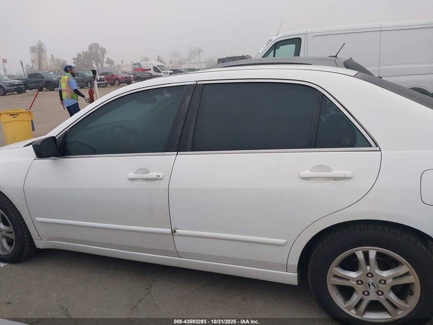 1HGCM56797A138242 2007 HONDA ACCORD photo no. 14