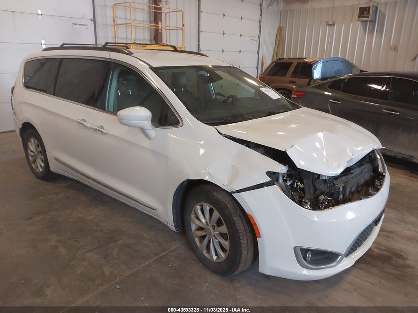 2017 CHRYSLER PACIFICA TOURING-L - 2C4RC1BG0HR689117