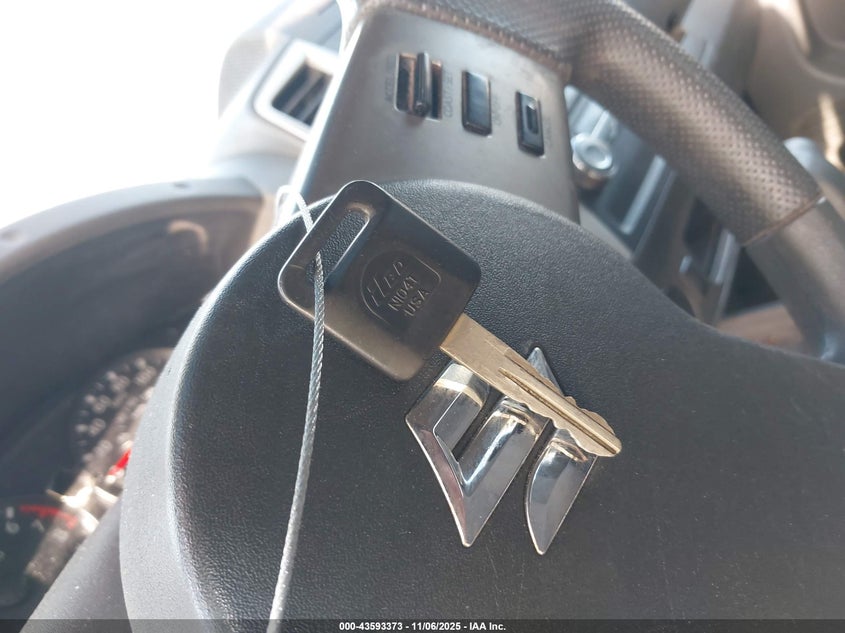 2009 Suzuki Equator Sport VIN: 5Z6AD07U79C410339 Lot: 43593373