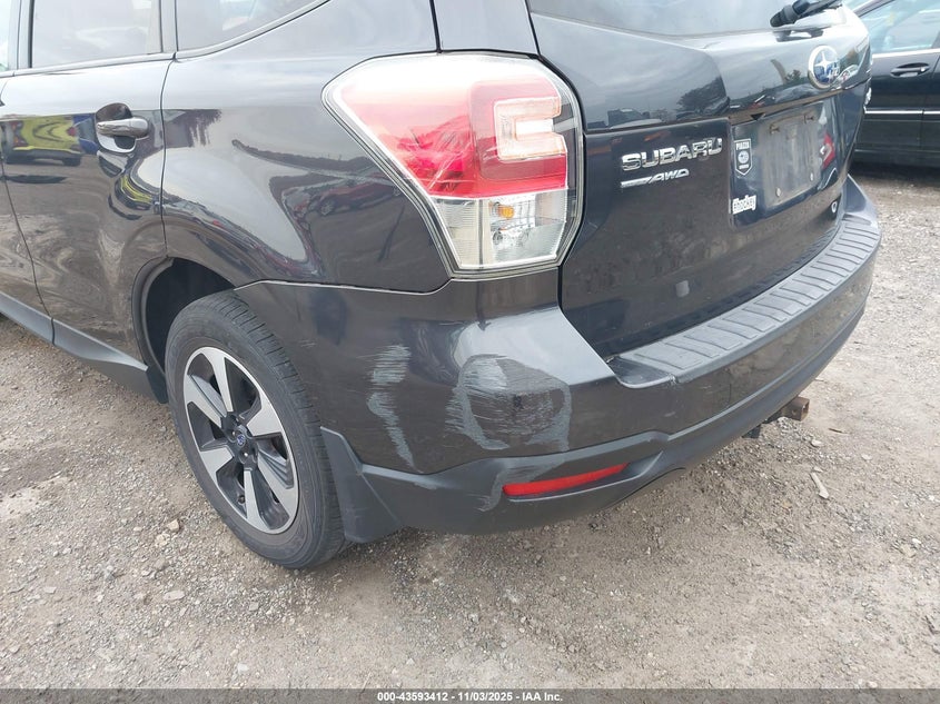 2018 SUBARU FORESTER 2.5I PREMIUM - JF2SJAEC6JH575562