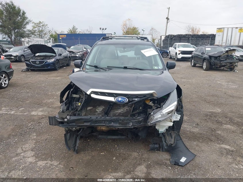 2018 SUBARU FORESTER 2.5I PREMIUM - JF2SJAEC6JH575562