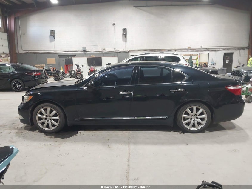 2009 Lexus Ls 460 VIN: JTHCL46F995004313 Lot: 43593655