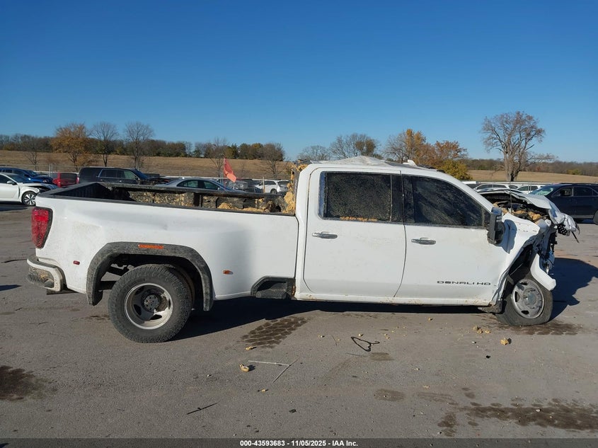 2022 GMC Sierra 3500Hd 4Wd Long Bed Denali VIN: 1GT49WEY2NF121383 Lot: 43593683