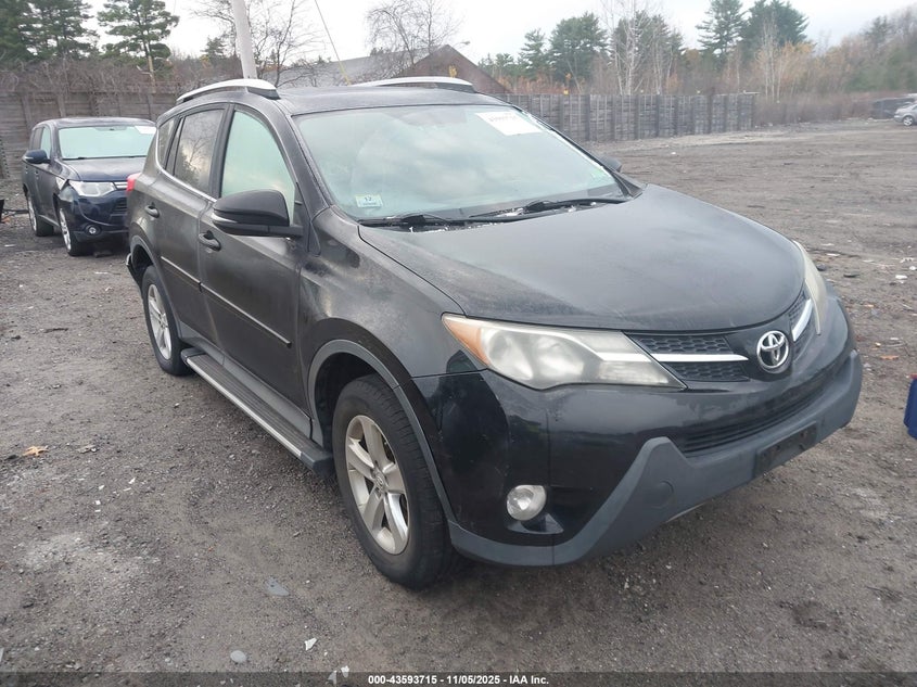 TOYOTA RAV4 XLE