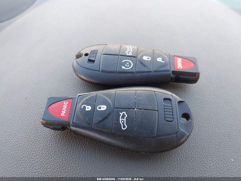 2009 Chrysler 300C Hemi VIN: 2C3LA63TX9H572015 Lot: 43593836