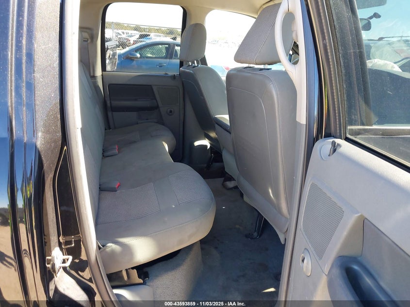 2006 Dodge Ram 1500 Slt/Trx4 Off Road/Sport VIN: 1D7HU18226S633623 Lot: 43593859