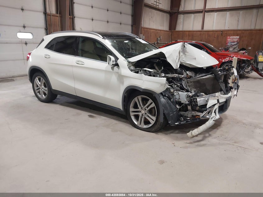 MERCEDES-BENZ GLA-CLASS 4MATIC