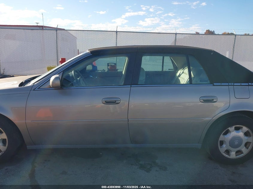 2001 Cadillac Deville Standard W/W20 VIN: 1G6KD54Y11U222327 Lot: 43593998