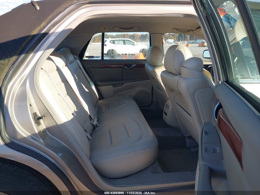 2001 Cadillac Deville Standard W/W20 VIN: 1G6KD54Y11U222327 Lot: 43593998