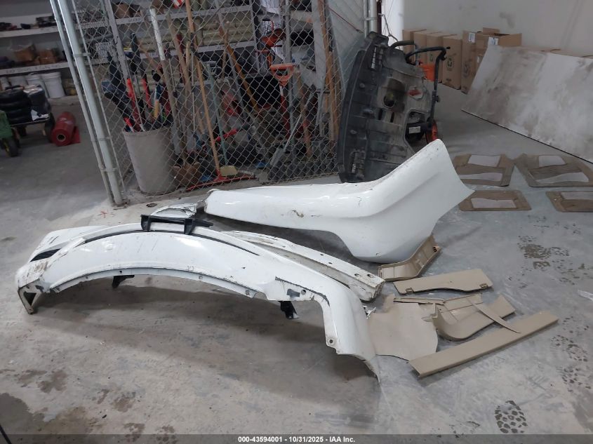 2008 Honda Odyssey Lx VIN: 5FNRL38258B001972 Lot: 43594001