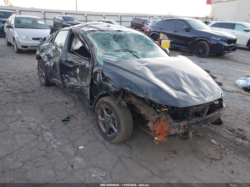KIA K4 LXS