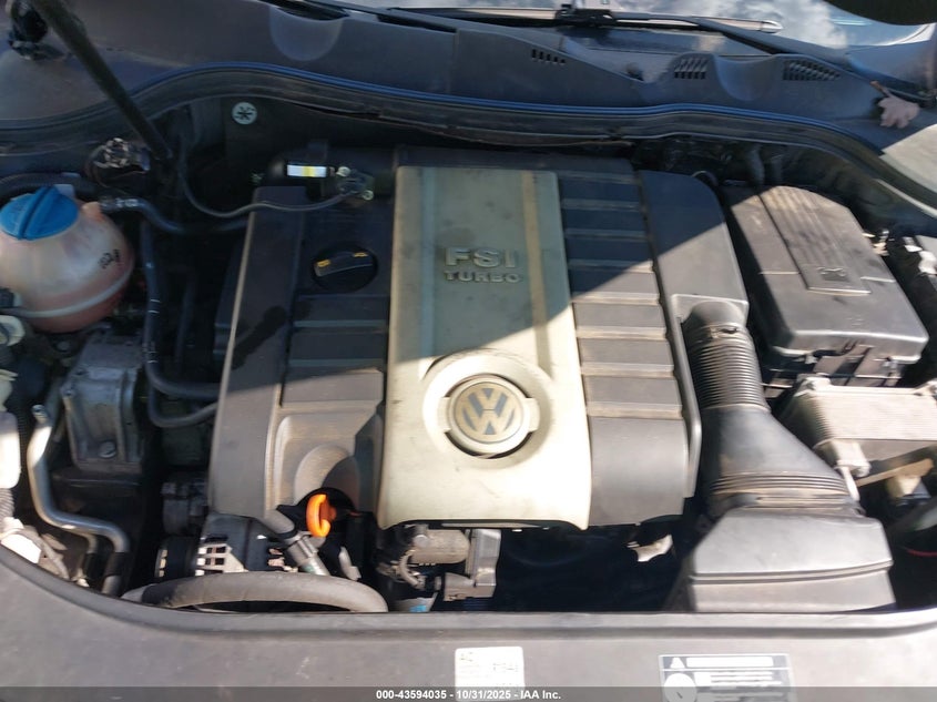 2008 Volkswagen Passat Komfort VIN: WVWAK73CX8E129326 Lot: 43594035